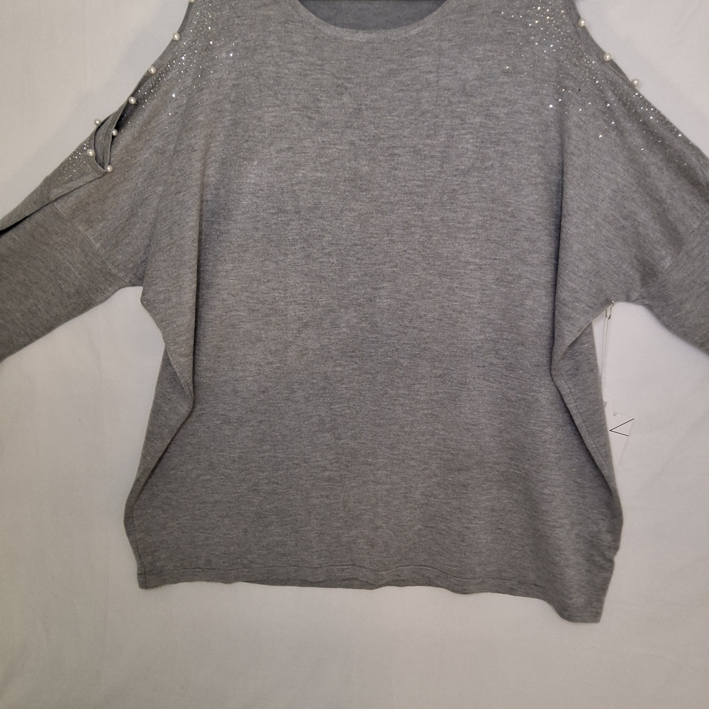 Gray‎ Cold Shoulder Sweater with Pearl Accents
